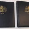Tradera 2 st oanvända mörkblå frimärksalbum Sverige, Made by SAFE^ Tillbehör