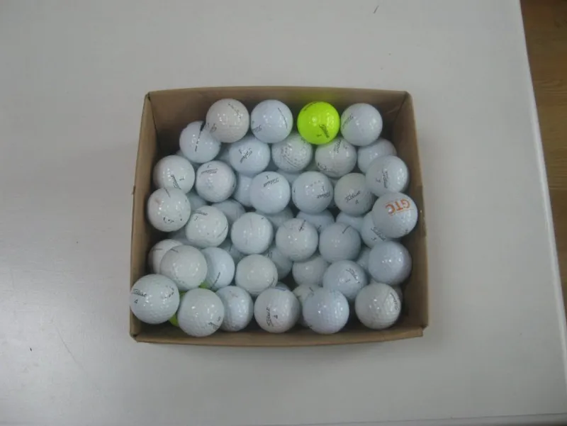Tradera Golf<60 st Titleist Pro V1