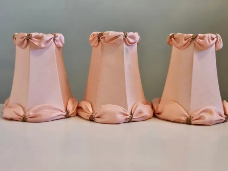 Tradera 3 VINTAGE LAMPSKÄRMAR^ Lampor