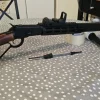 Tradera Äventyrssporter<Airsoft Carbine med äkta trä. Svart
