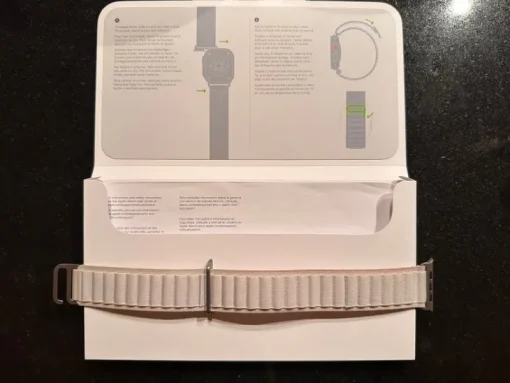 Tradera Smartwatches<Apple Watch Ultra Starlight Bergsloop Alpine Loop armband 49mm storlek M