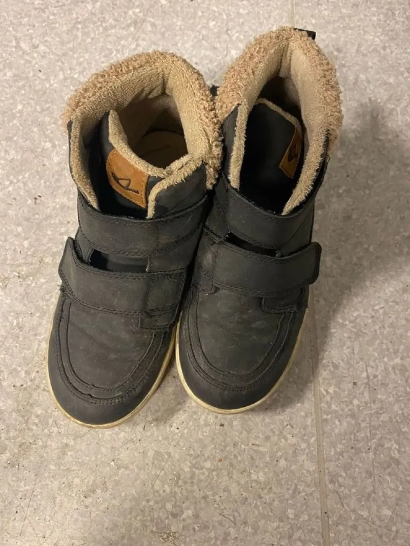 Tradera Barn Vinterkängor> Barnskor & Babyskor