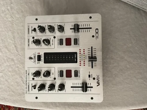 Tradera Behringer VMX100 DJ Mixer^ Dj-utrustning
