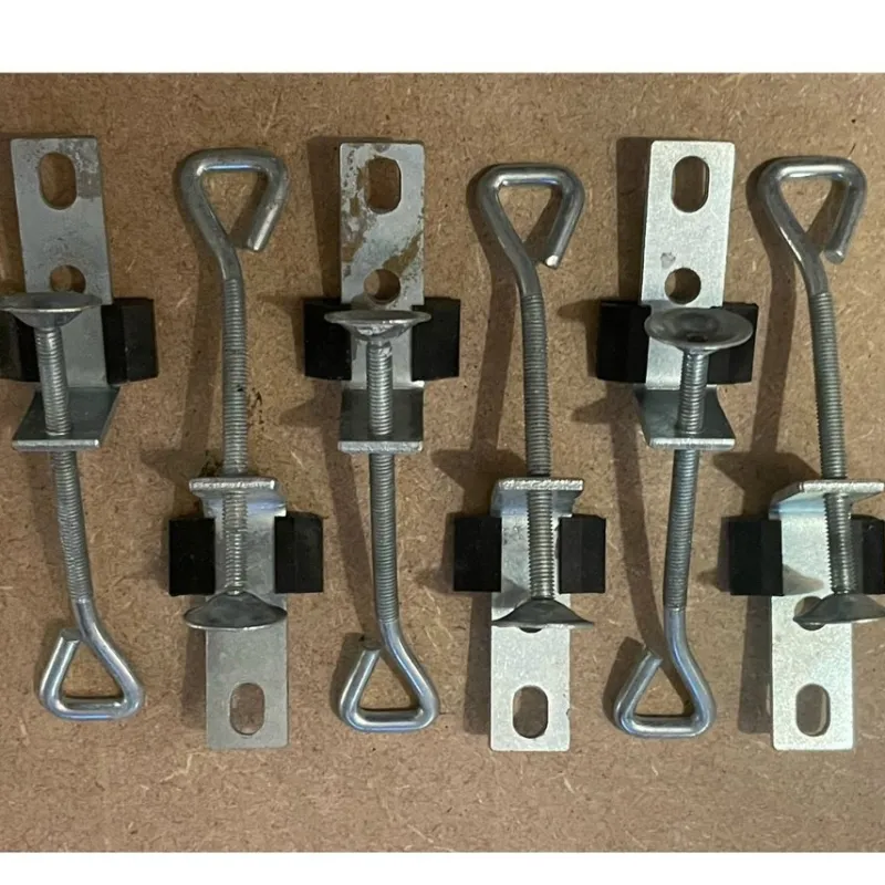 Tradera Beslag diskbänk x6 (montageset,Spännskruvar,diskho,bänkskiva,undermontering)> Kök