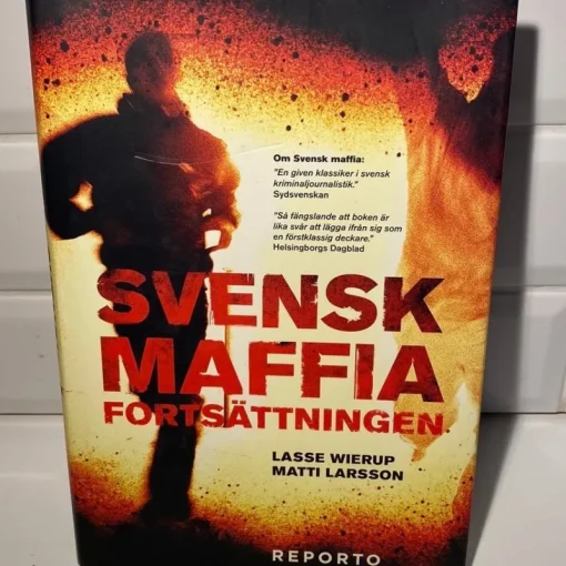 Tradera Bok : Svensk Maffia , Lasse Wierup Matti Larsson> Juridik & Kriminologi