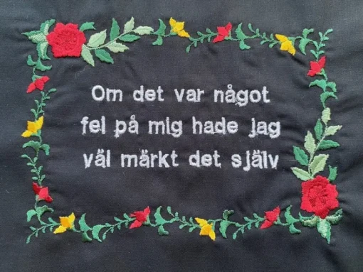 Tradera Broderad bonad från Hyltanna^ Dekorationer
