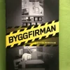 Tradera Byggfirman [en roman baserad på verkliga händelser] / Nordstrand, Staffan> Pocket