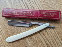 Tradera Rakning<C.V.HELJESTRAND MK 31 - RAKKNIV - SUPER FINT SKICK
