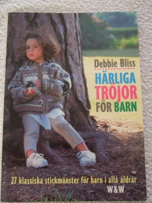 Tradera Debbie Bliss - Härliga tröjor för barn (Stickbok), mycket fint skick!> Handarbete
