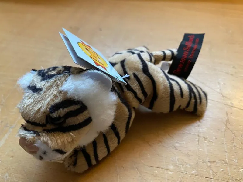 Tradera Dinotoys Mjukisdjur Gosedjur Plush - 1st Tiger Ligger 12cm> Pyssla & Måla