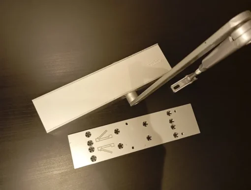 Tradera Dorma TS68s dörrstängare> Lås & Larm