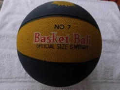 Tradera Basket<DUNKEE basketboll No. 7 inklusive förvaringsnät - AVHÄMTNING !!! -