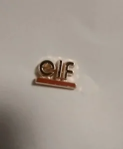 Tradera ELF pin^ Bensinia