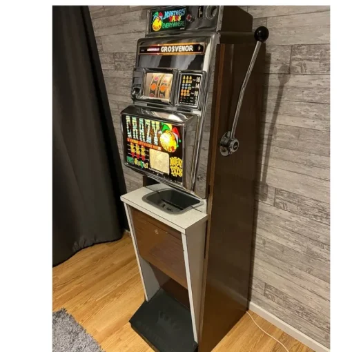 Tradera Enarmad bandit Aristocrat> Spelautomater