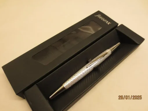 Tradera Pennor & Tillbehör<FILOFAX KULPENNA CHROM