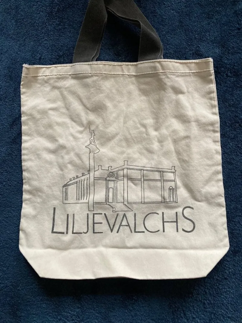 Tradera Fin vintage tygkasse från Liljevalchs konsthall> Väskor