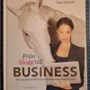 Tradera Från blogg till BUSINESS - Min väg från noll till 500 000 läsare och Style by> Företagsrelaterat
