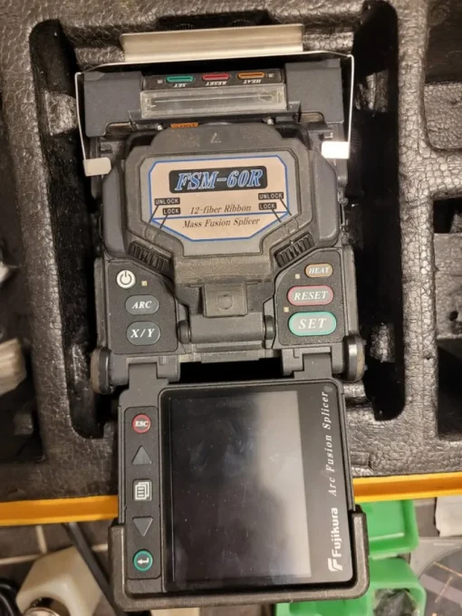 Tradera Fujikura FSM-60R fibersvets med tillbehör> Svetsning & Lödning