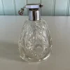 Tradera Gammal parfymflaska Glas> Kuriosa
