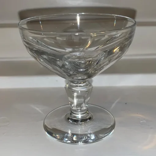 Tradera Glas Elis Bergh?> Glas