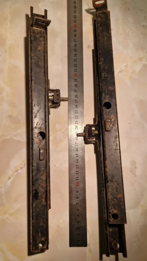 Tradera Glidskenor till sätesjustering, Ford Taunus^ Bildelar & Reservdelar