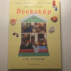 Tradera Gör ditt eget dockskåp och tittskåp> Handarbete