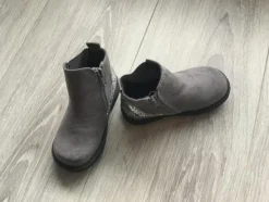 Tradera Grå känga, > Barnskor & Babyskor