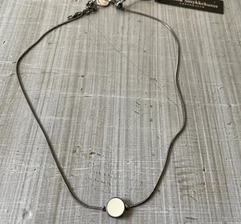 Tradera Halsband<Halsband Dansk Smykkekunst. Nytt
