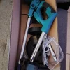 Tradera Trädgårdsmaskiner<handhållen sladdlös elektrisk gräsklippare med 2 batterier, anti-gräs jam design