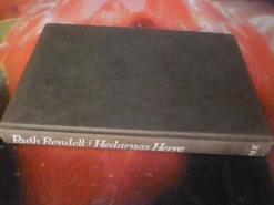 Tradera HEDARNAS HERRE, RUTH RENDELL, BOK, 1983> Antik Litteratur