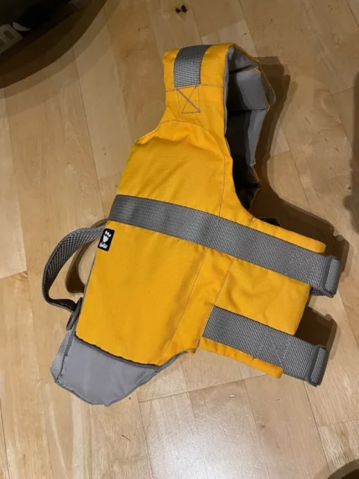 Tradera Husdjurstillbehör<Hurtta Life Saviour flytväst hund 10-20 kg