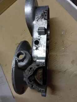 Tradera JB 128 Motor höger halva^ Motorcyklar & Delar