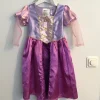 Tradera Jättesöt Rapunzel / prinsessklänning från HM i strl 104> Maskeradkläder