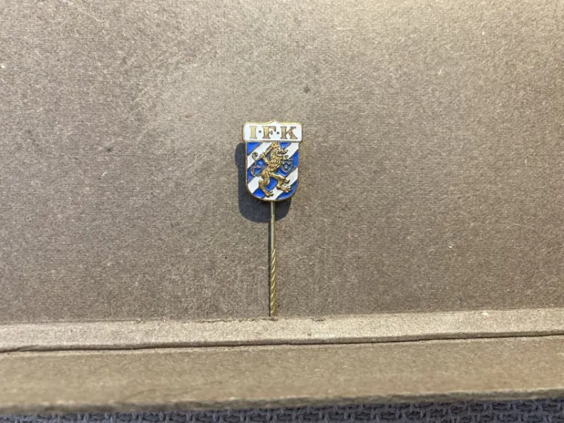 Tradera Pins & Nålar<Klubbnål IFK Göteborg, Göteborg