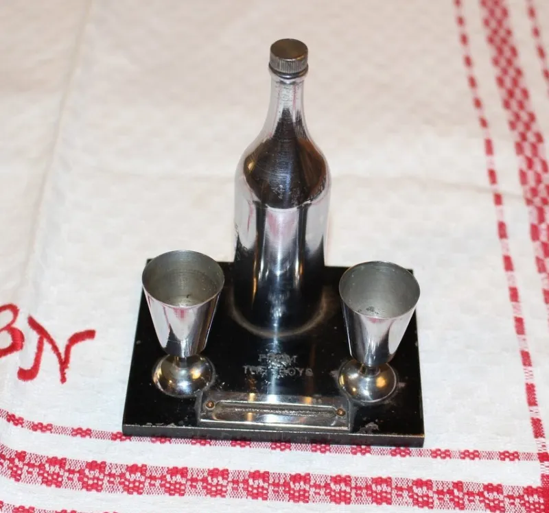 Tradera Tobakiana<ÄLDRE DEKORATIV KURIOSA