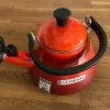 Tradera Le Creuset Vattenkittel 1,6 L Cerise^ Hushållsmaskiner
