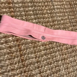 Tradera Lululemon Hårband i rosa> Håraccessoarer