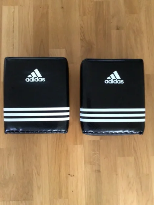 Tradera Boxning<Mittsar Adidas, 2 st