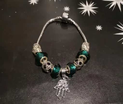 Tradera Mycket fin armband, helt ny.^ Smycken