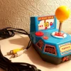 Tradera Retro Tv-spel & Pocketspel<Namco Plug & Play Joystick med Ms. Pac-Man och fler spel