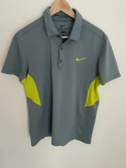 Tradera Golf<Nike golfpikétröja, storlek M