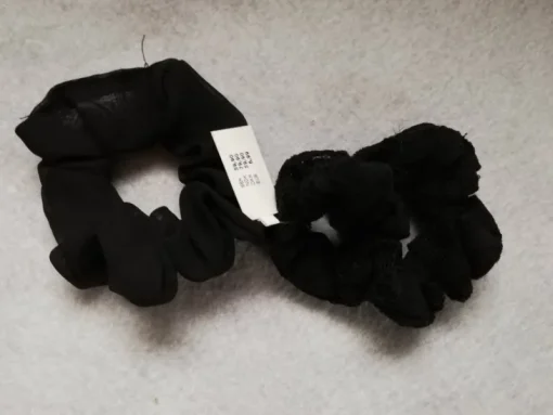 Tradera NYA! Scrunchies med spets och tyg / 2st Tofsar / Hårtofs> Håraccessoarer