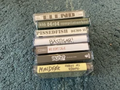 Tradera Parti sju stycken kassettband med blandad musik mestadels punk^ Kassettband