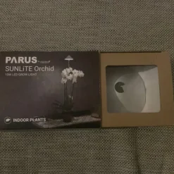 Tradera Parus Sunlite orchid led-Växtlampa 10W. Vit^ Krukor & Odlingssystem