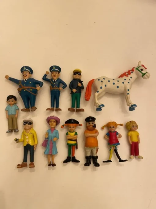 Tradera Pippi Långstrump figurer i hård plast> Figurer & Leksaksvärldar