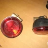 Tradera Röda bakljus typ gamla traktor nytt^ Jordbruksmaskiner