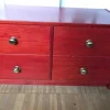 Tradera Retro röd byrå och stor spegel från 1970 talet^ Möbler