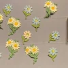 Tradera Retro tygblommor 70-tal> Tygmärken & Pins