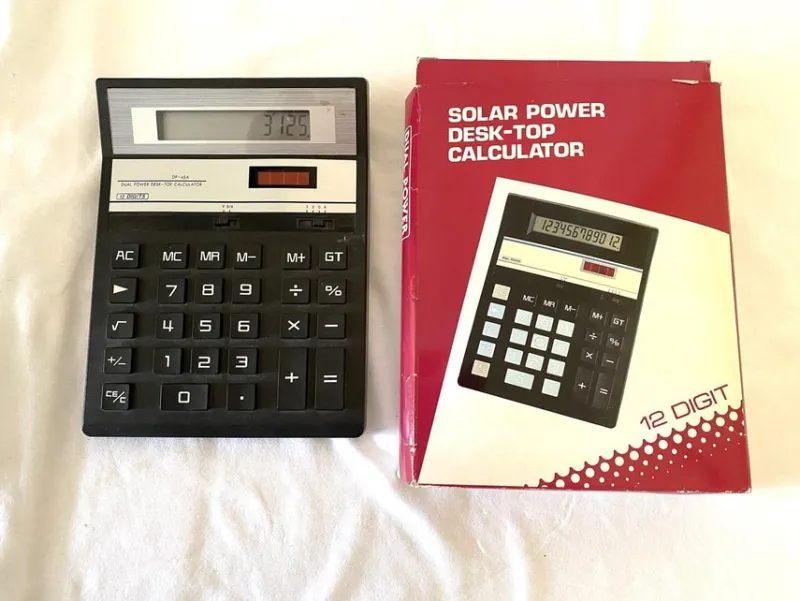 Tradera Technica & Nautica<Räknare ,Solceller inga batterier. Storlek: 21X17 cm Ny från butik.