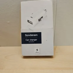 Tradera Övrig Telefoni<Sandström Bil Laddare 2400mA 56CS2414X
